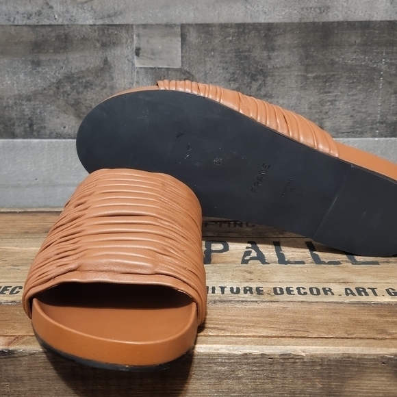 New FRAME Le Reese Slide Sandal - Picture 10 of 11